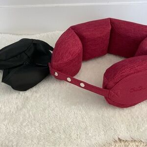 Red and Black Travel Accessories Set
